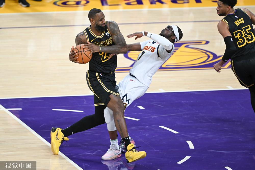 守带来了更 守带来了更