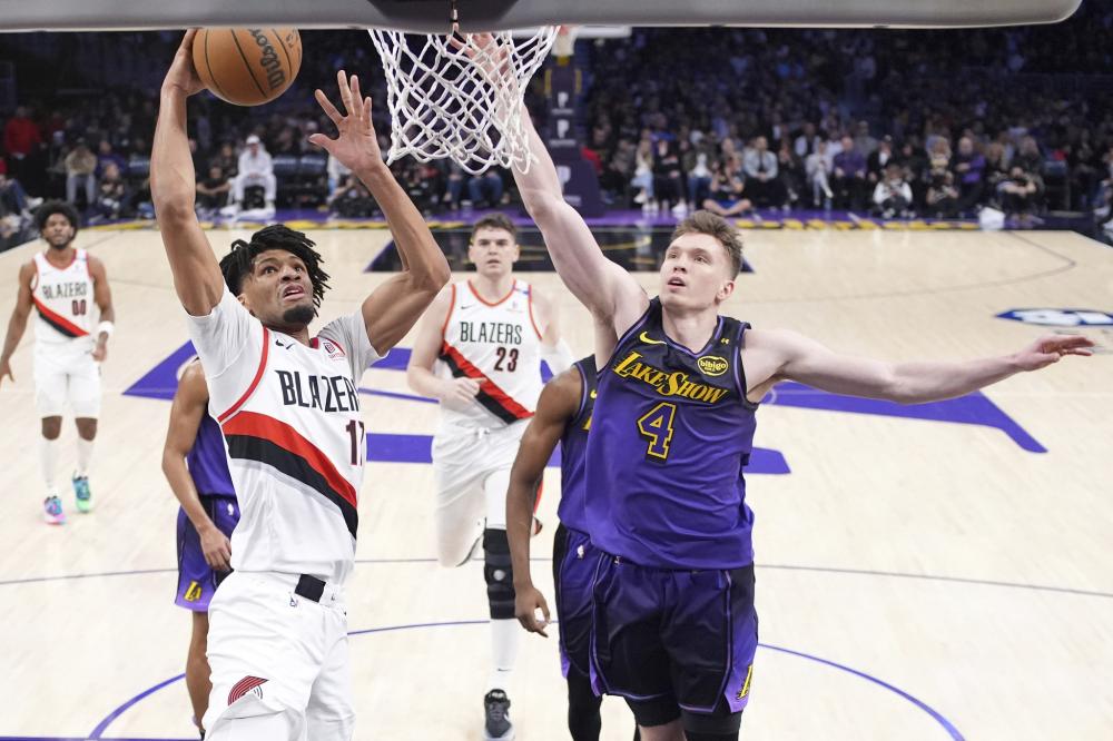 击撕开防线 击撕开防线