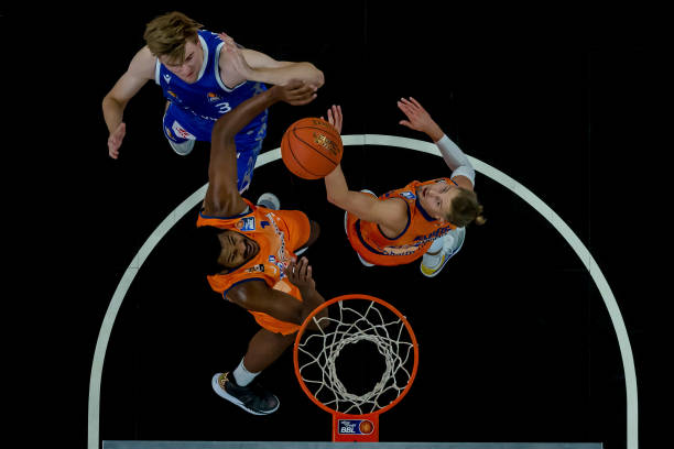 试图通过反 试图通过反